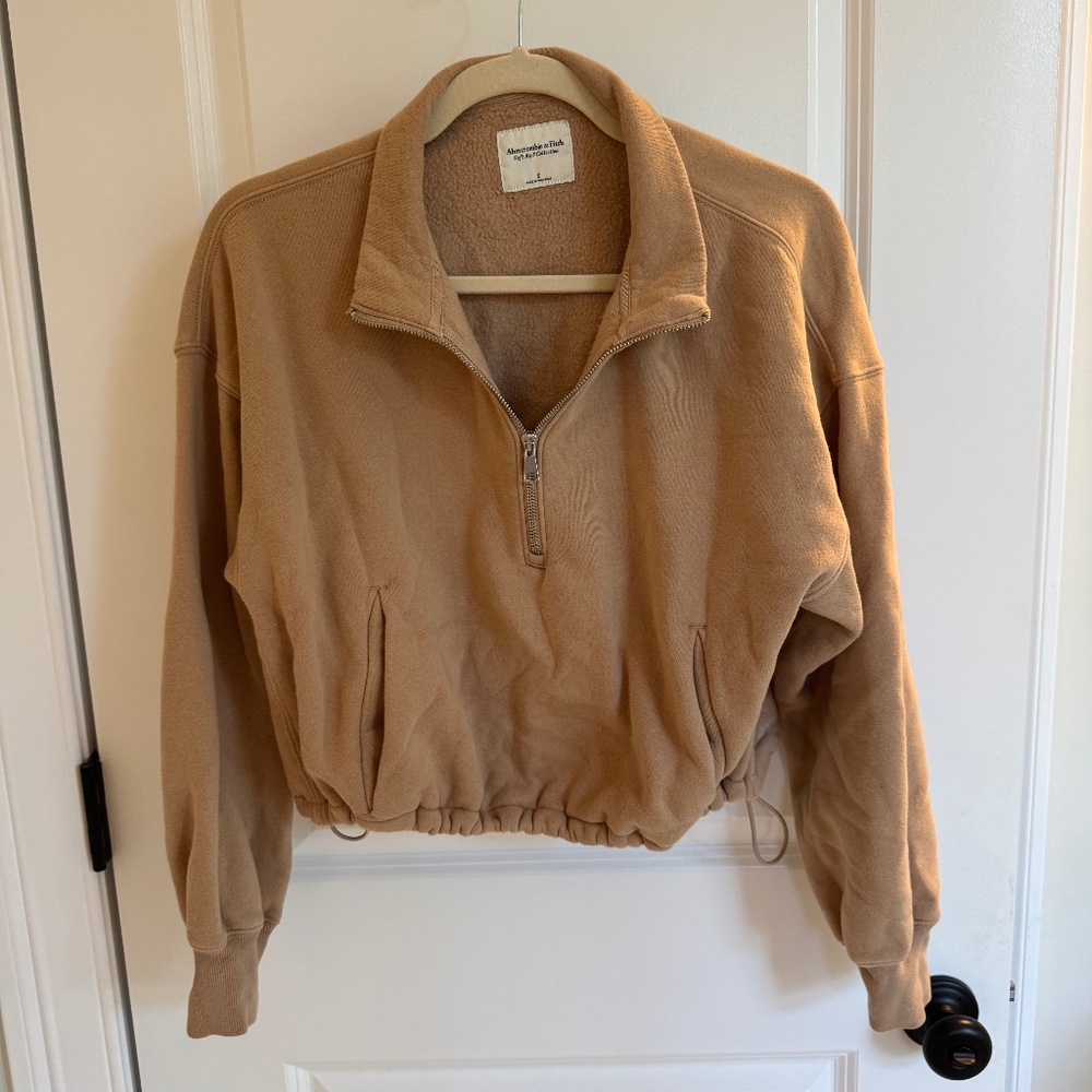 Abercrombie Women's softAF MAX Cinched Bungee Half-Zip - Small - Light Brown